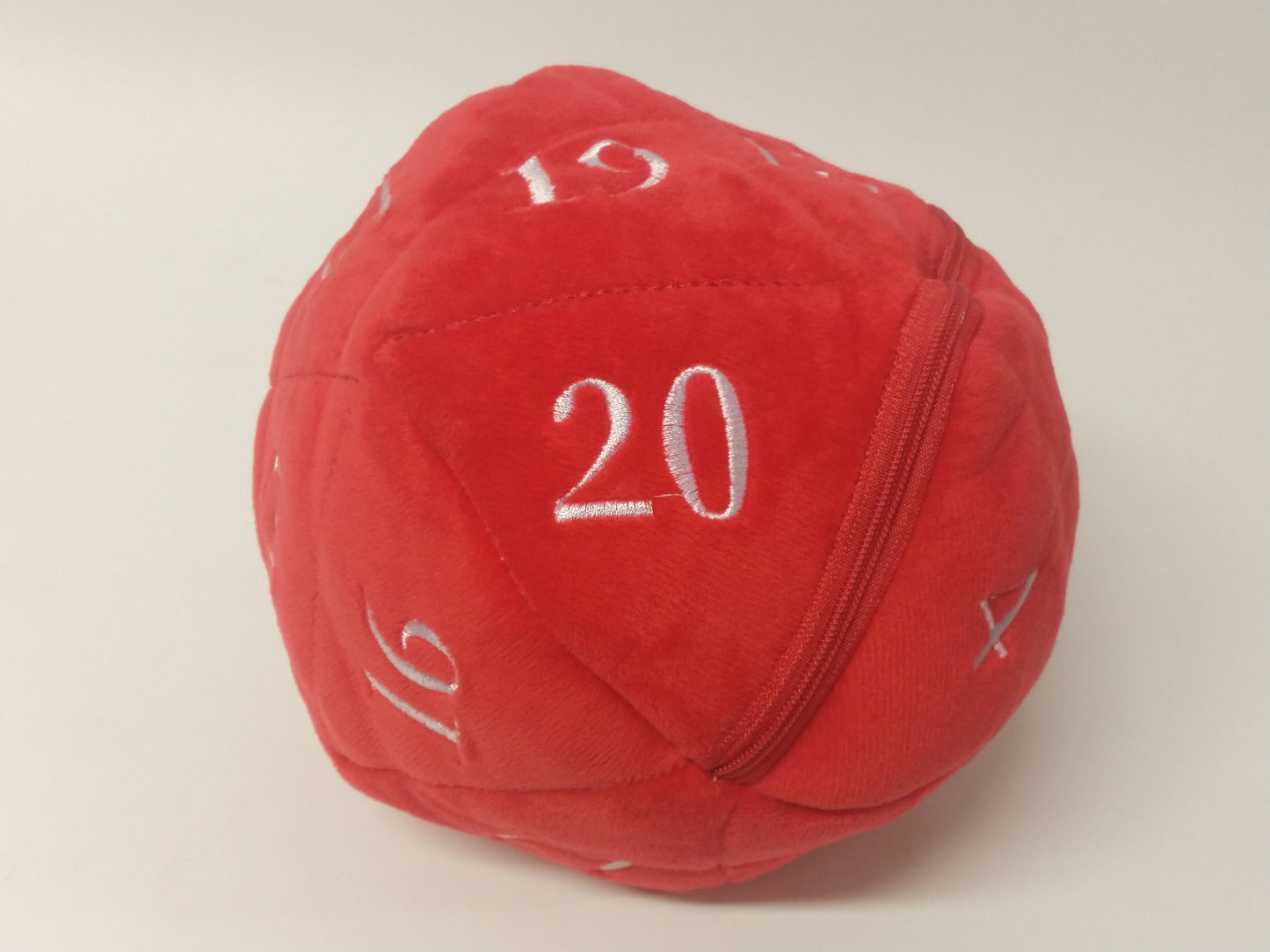 D20 Plush buidel, Rood