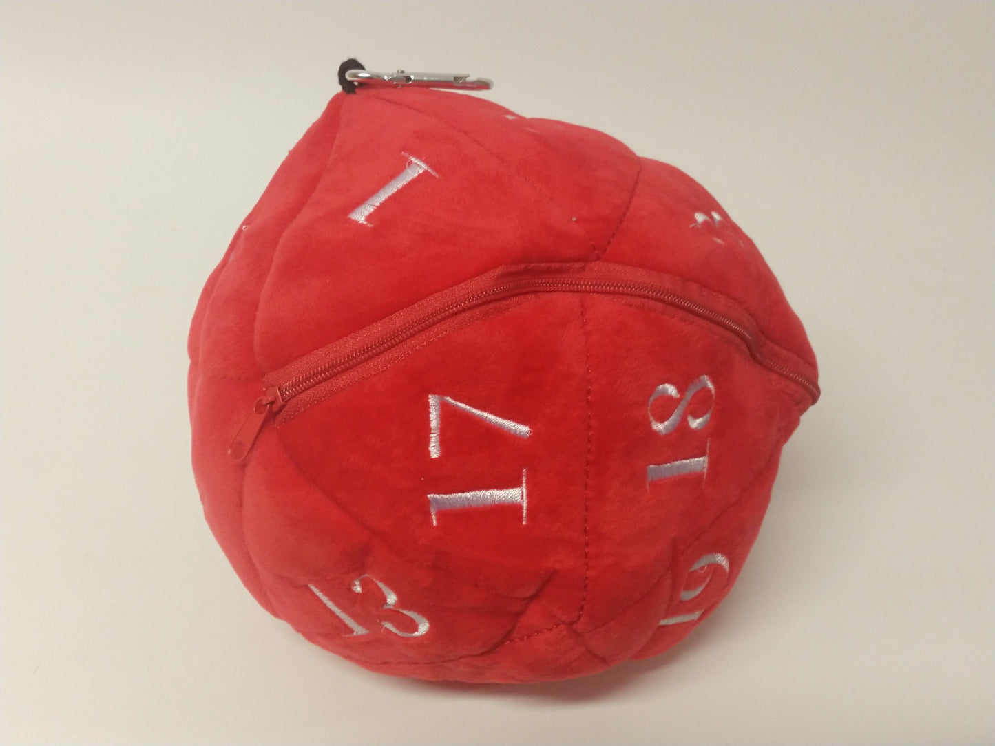 D20 Plush buidel, Rood