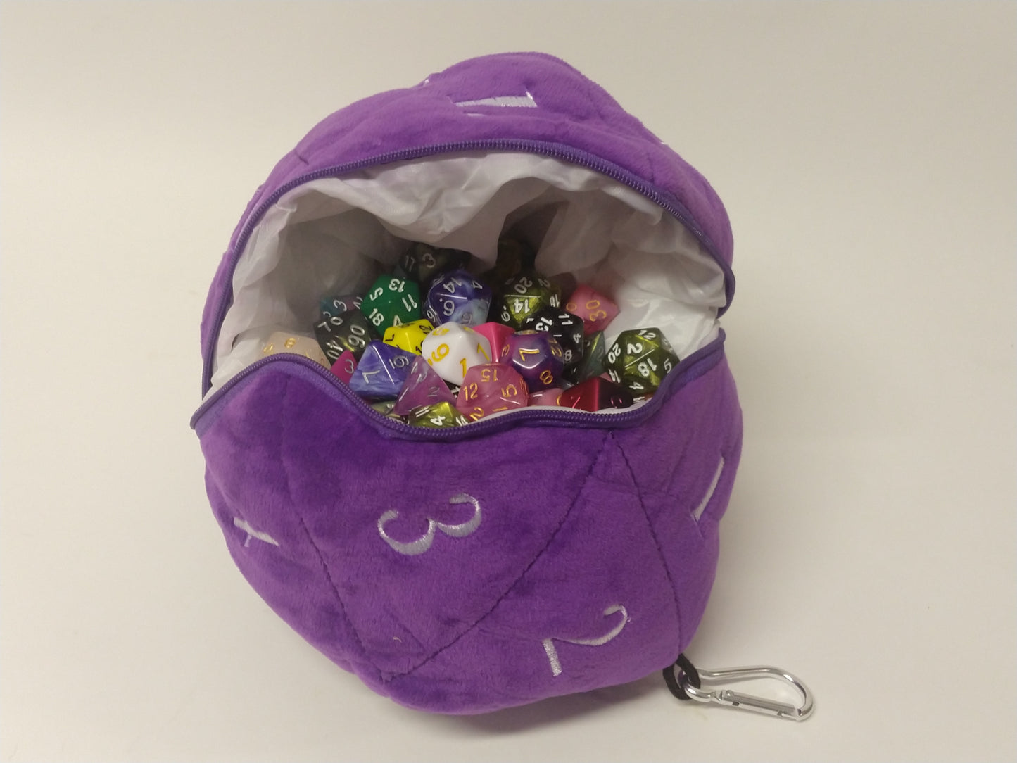 D20 Plush pouch, Purple