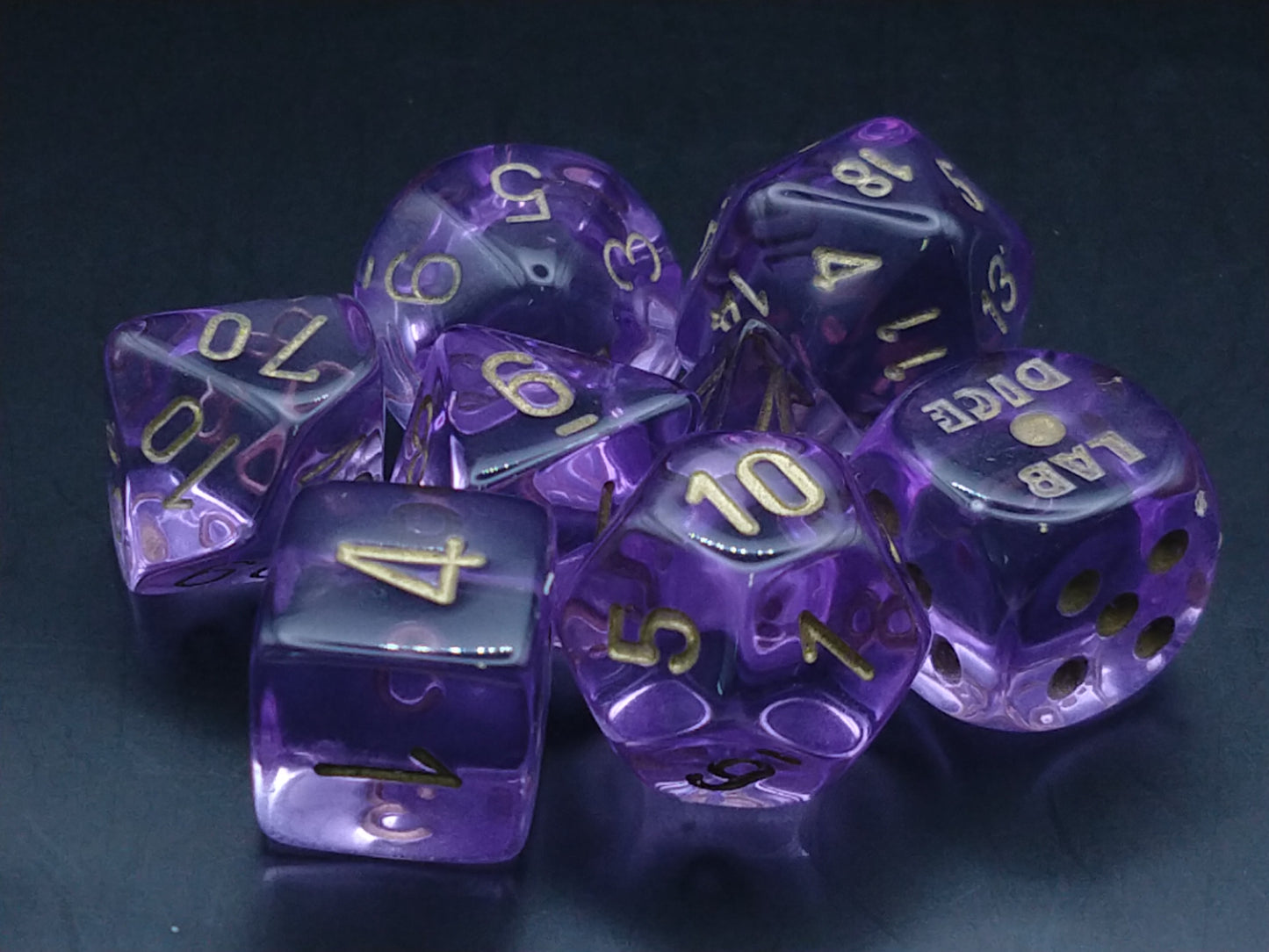 Chessex LAB - Translucent Lavender w/gold