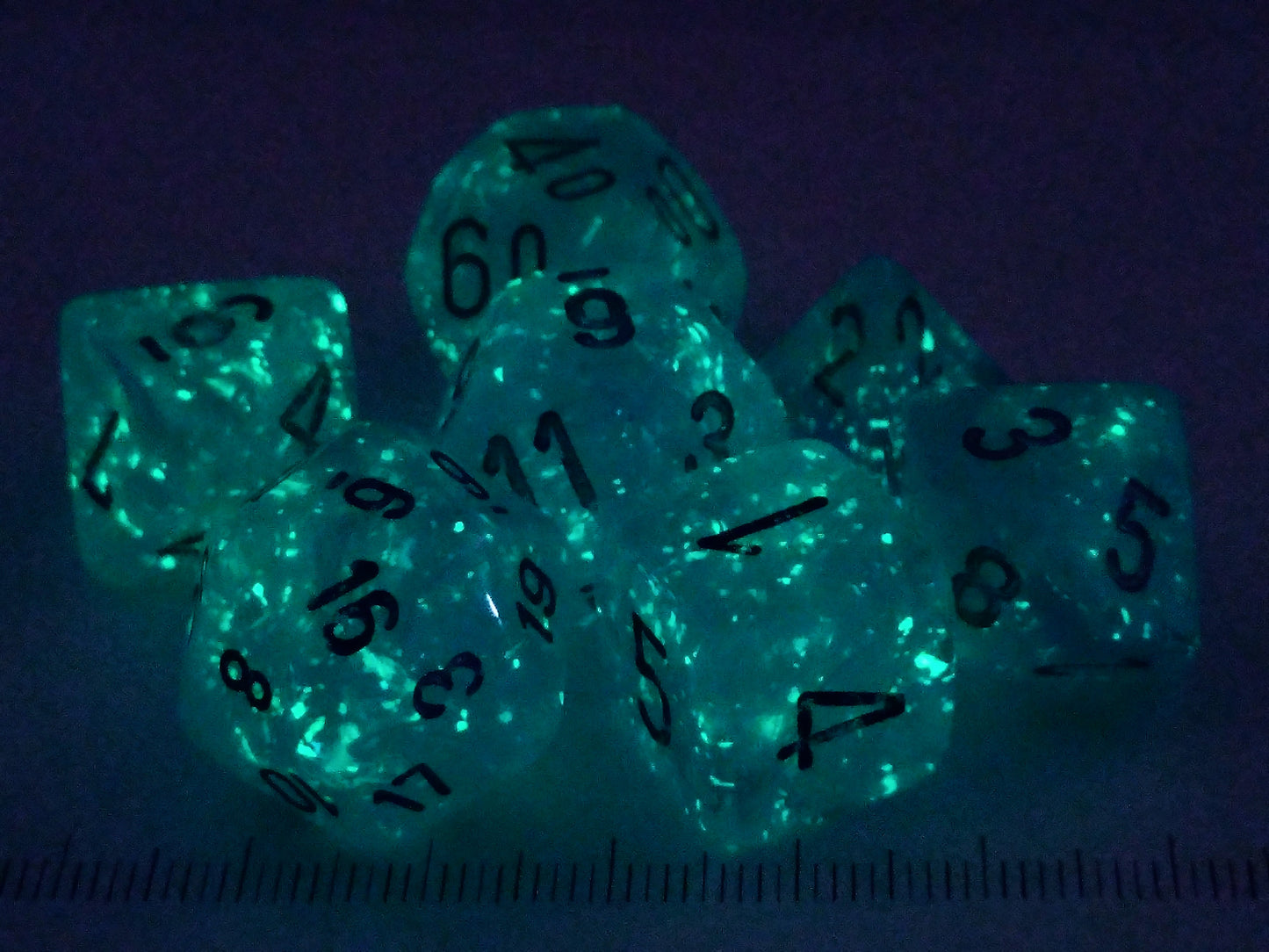 Chessex Luminary Sky w/silver polydice set