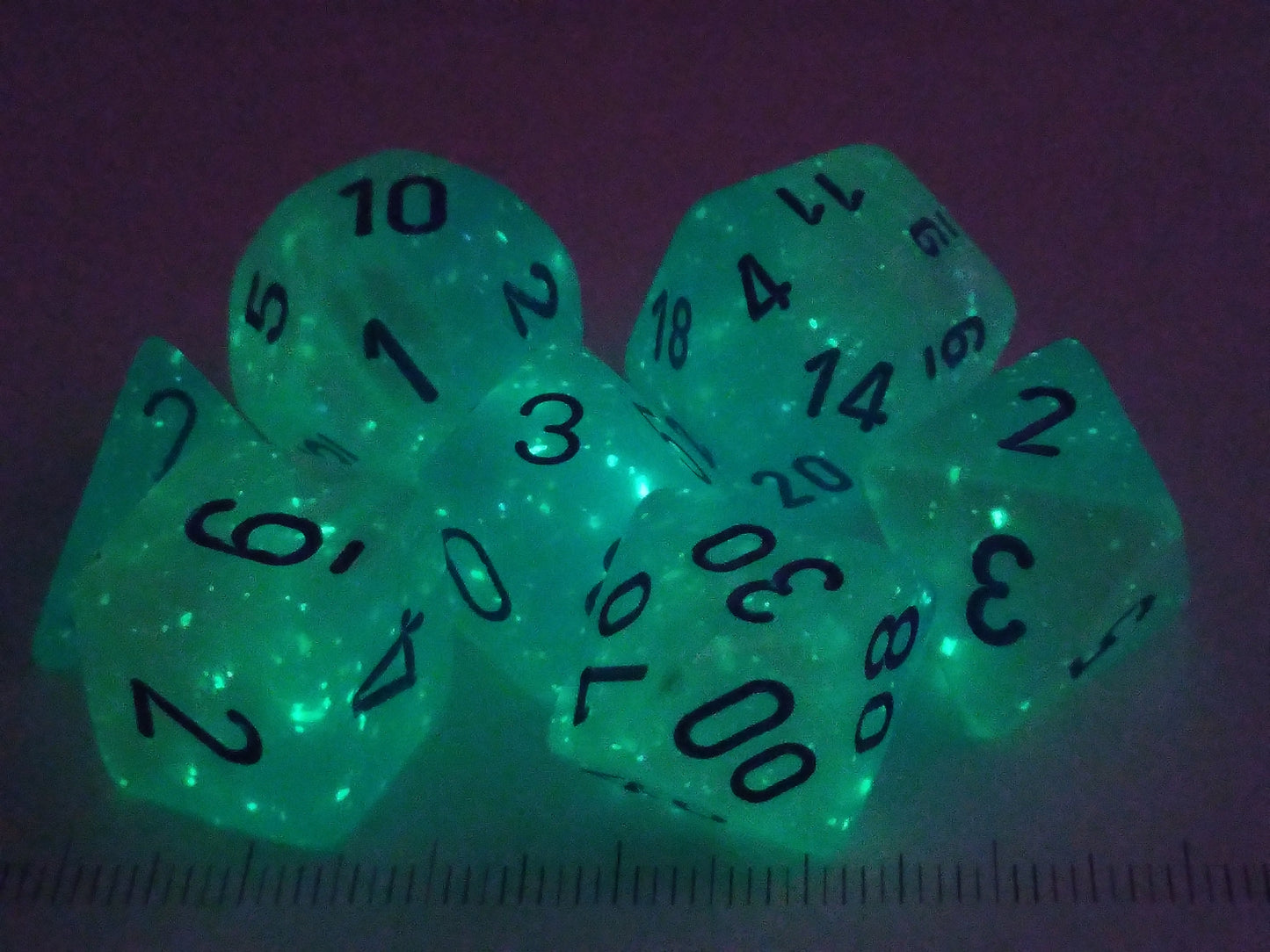 Set 7 polydice, Gemini Pearl Turq.-White w/blue