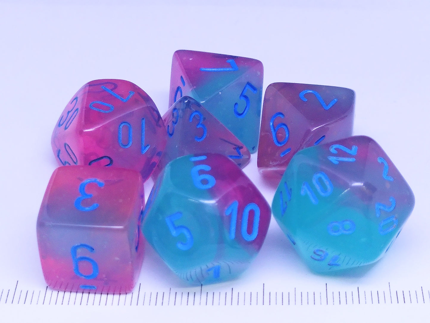 Set 7 polydice, Gemini Luminary Gel Green-Pink w/blue