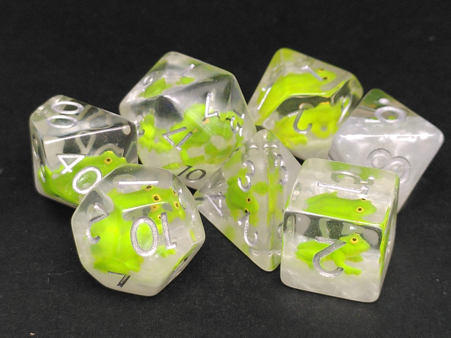 New Frog Nucleus polydice set
