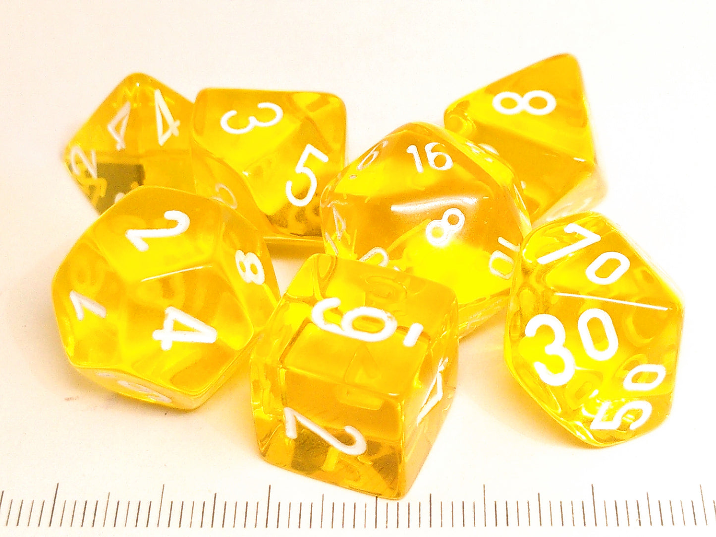 Chessex Translucent Yellow w/white polydice set