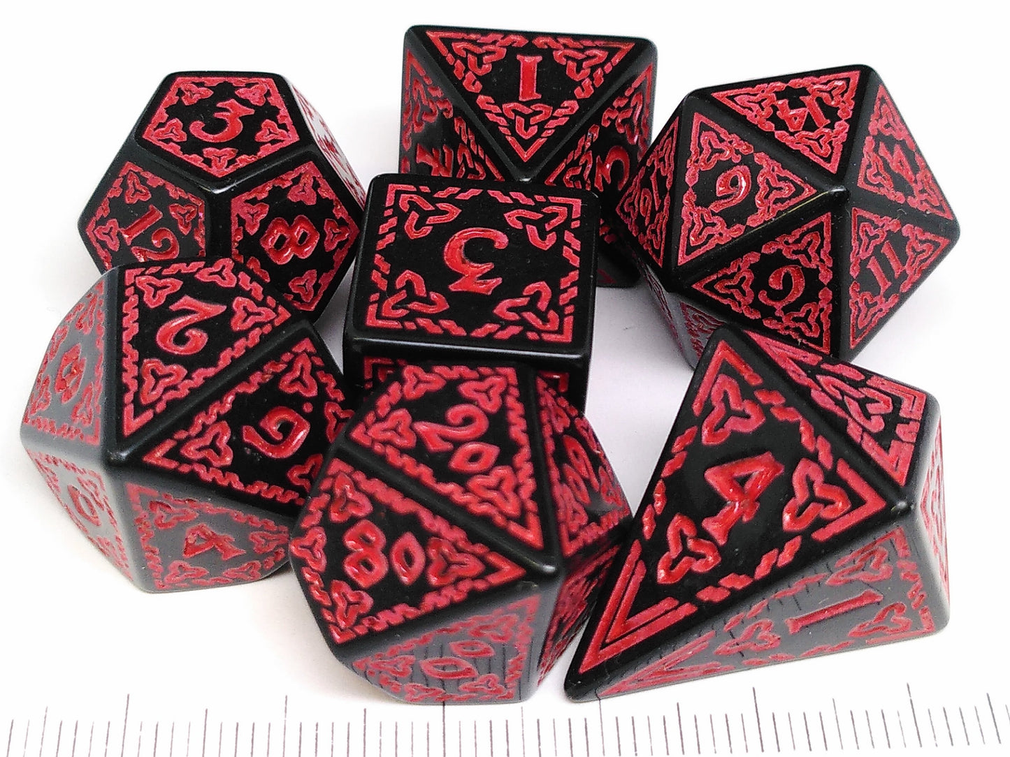 Knotwork polydice set - Red