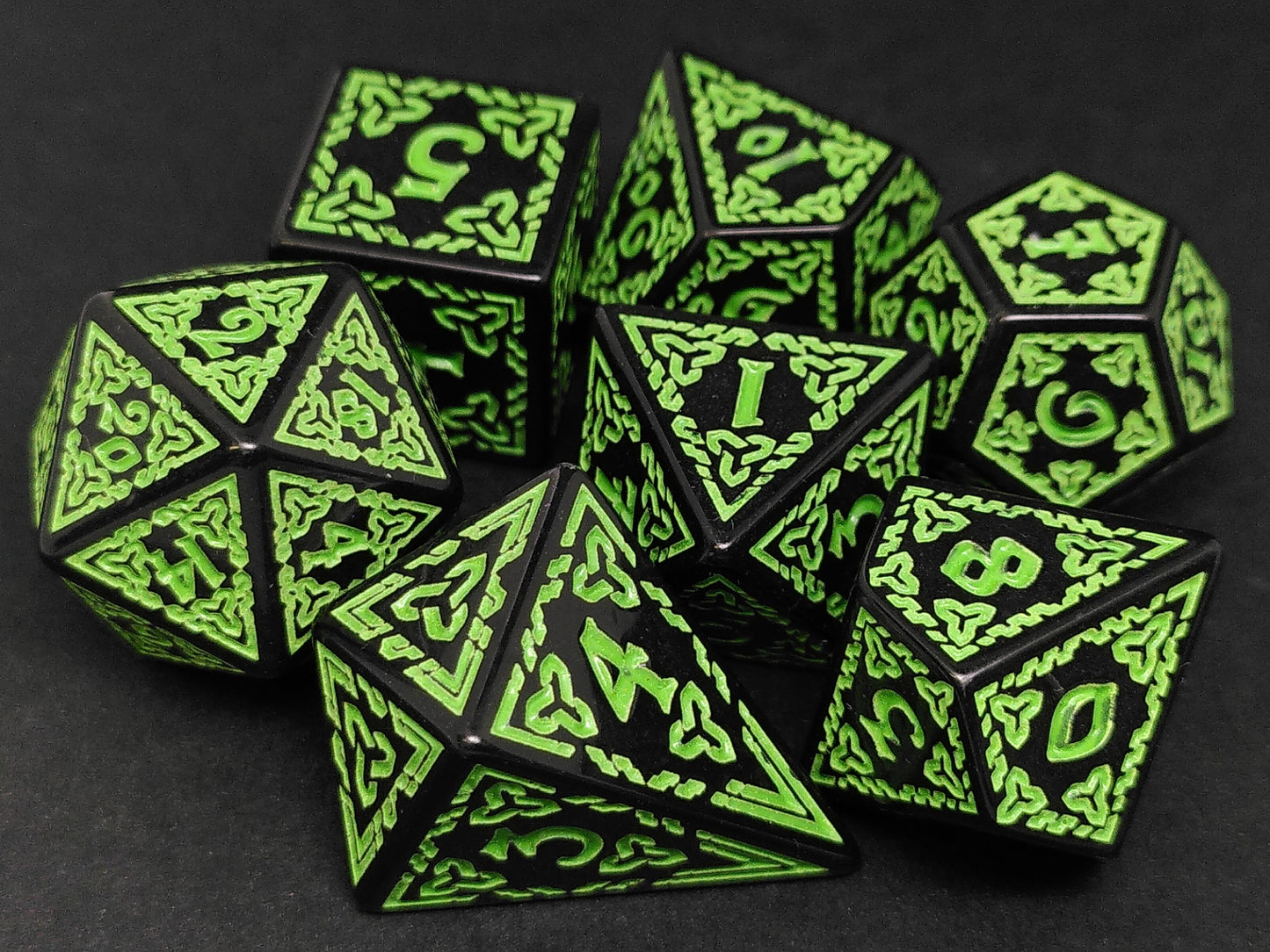 Knotwork polydice set - Green
