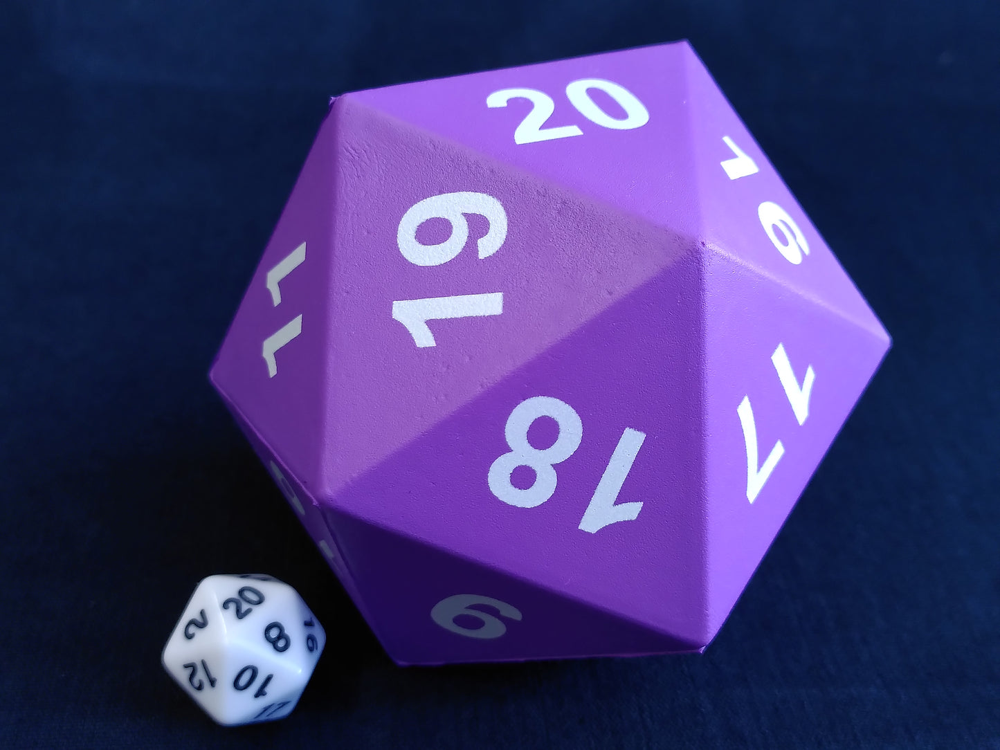 80mm Foam D20 - Purple
