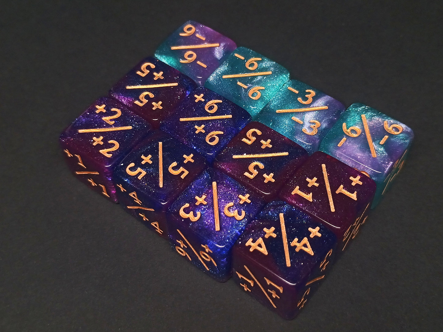 12 counter dice set - Omens