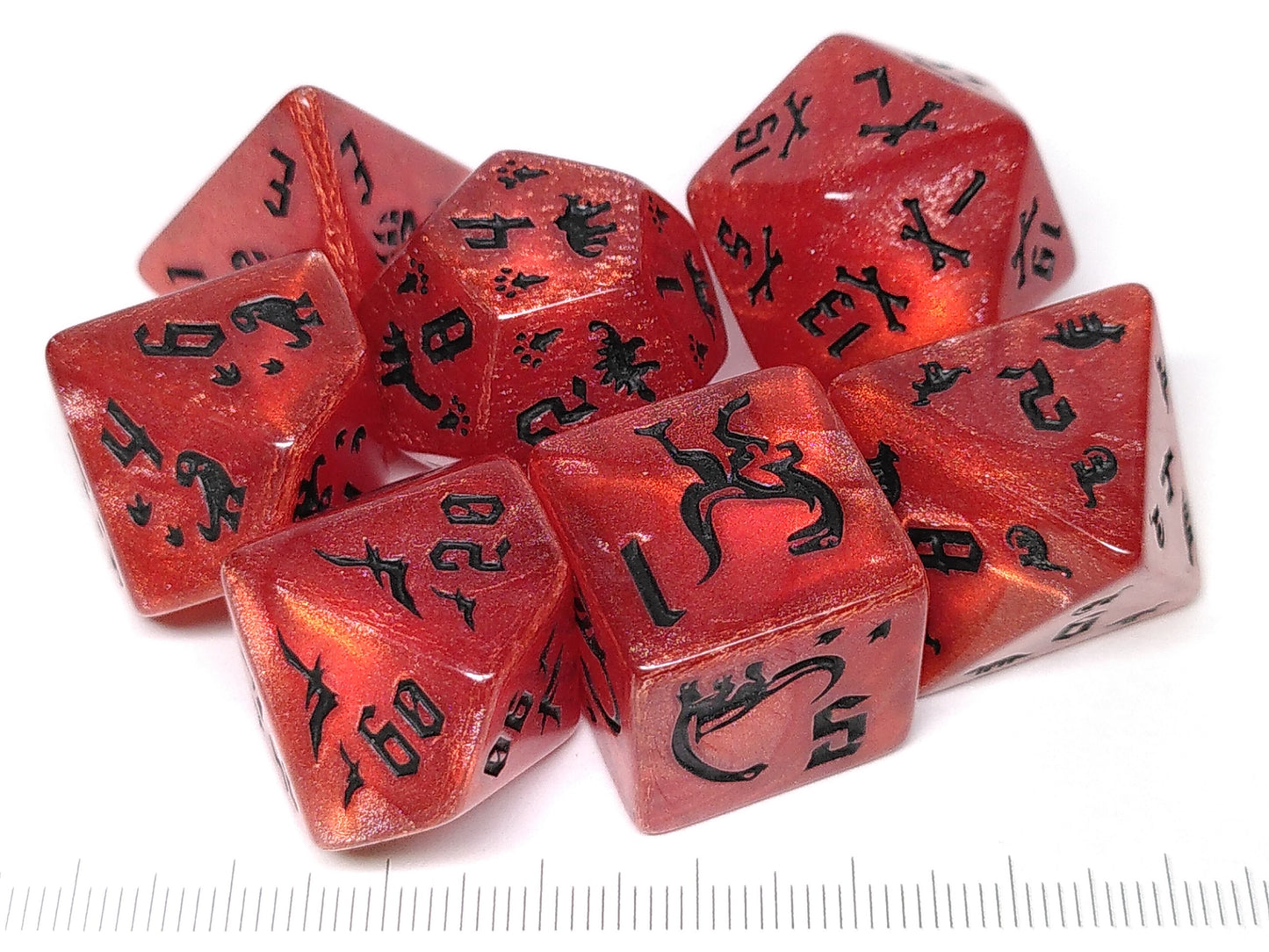 Prehistoric polydice set - Pearl red