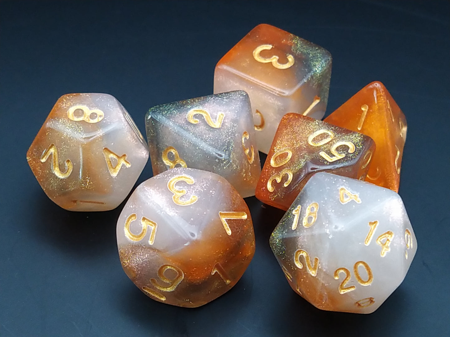 Desert Dust polydice set