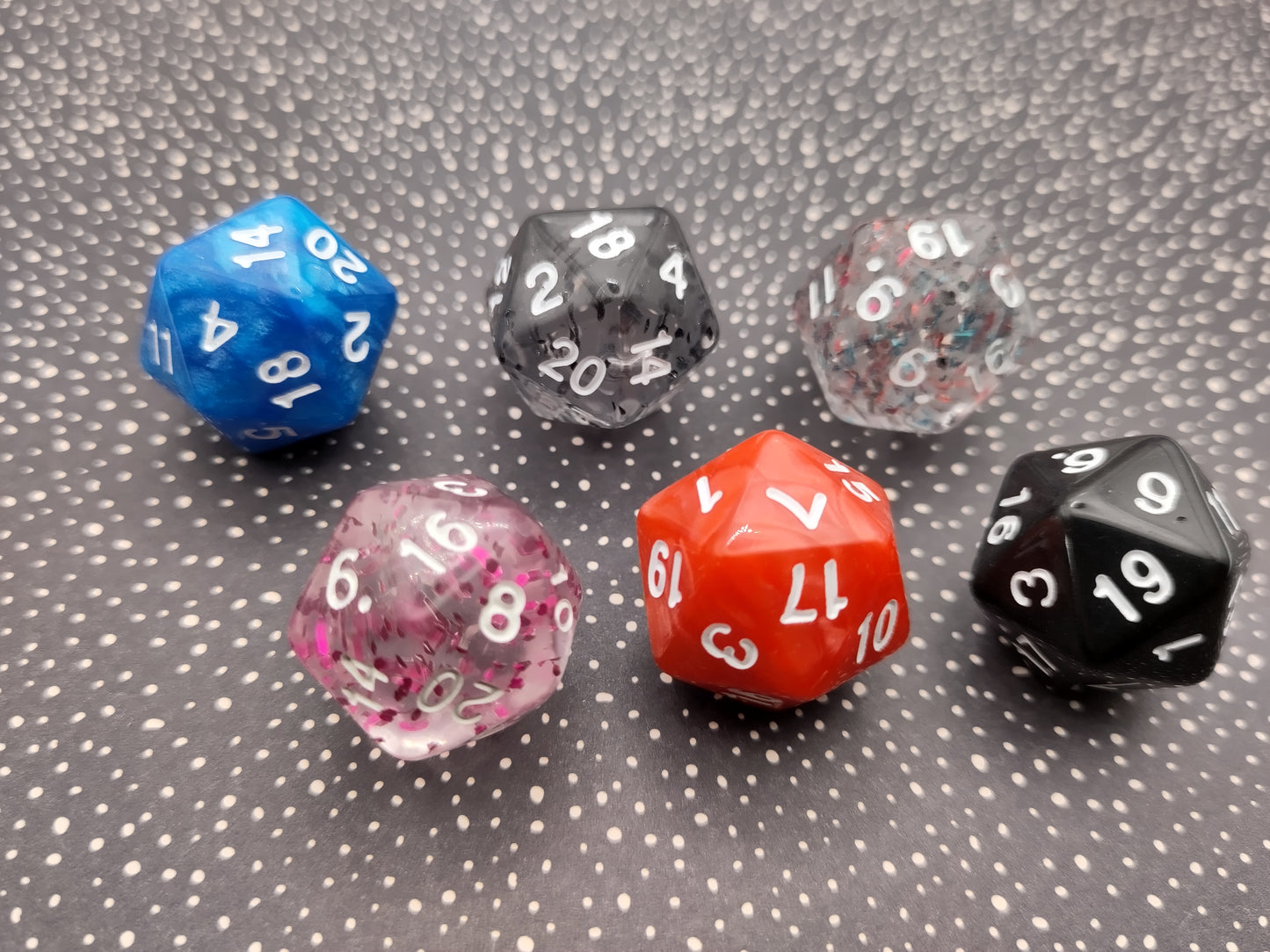 Surprise d20 mix - 6 20-zijdige dobbelstenen