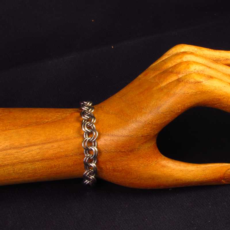 Titan's Chain - titanium armband
