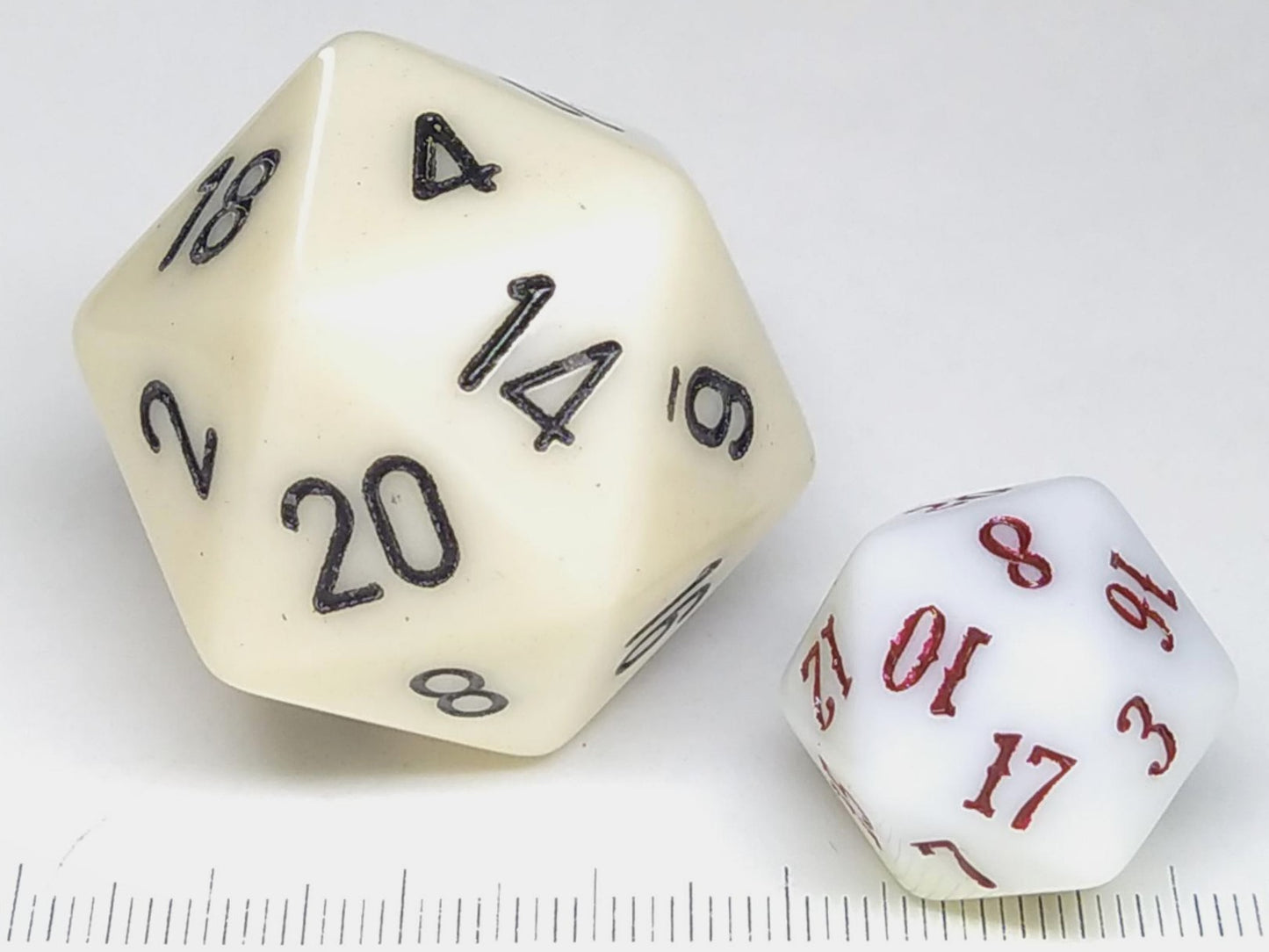 34 mm 20-zijdig, Opaque Ivory w/black