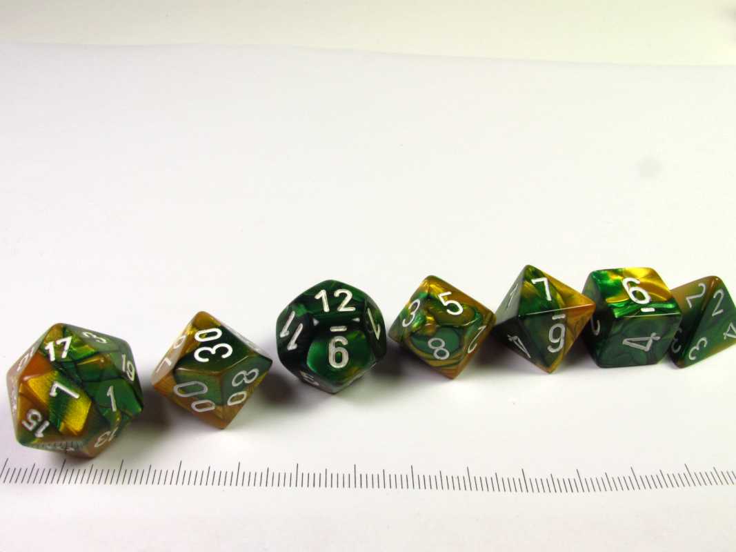 Set 7 polydice, Gemini gold-green w/white