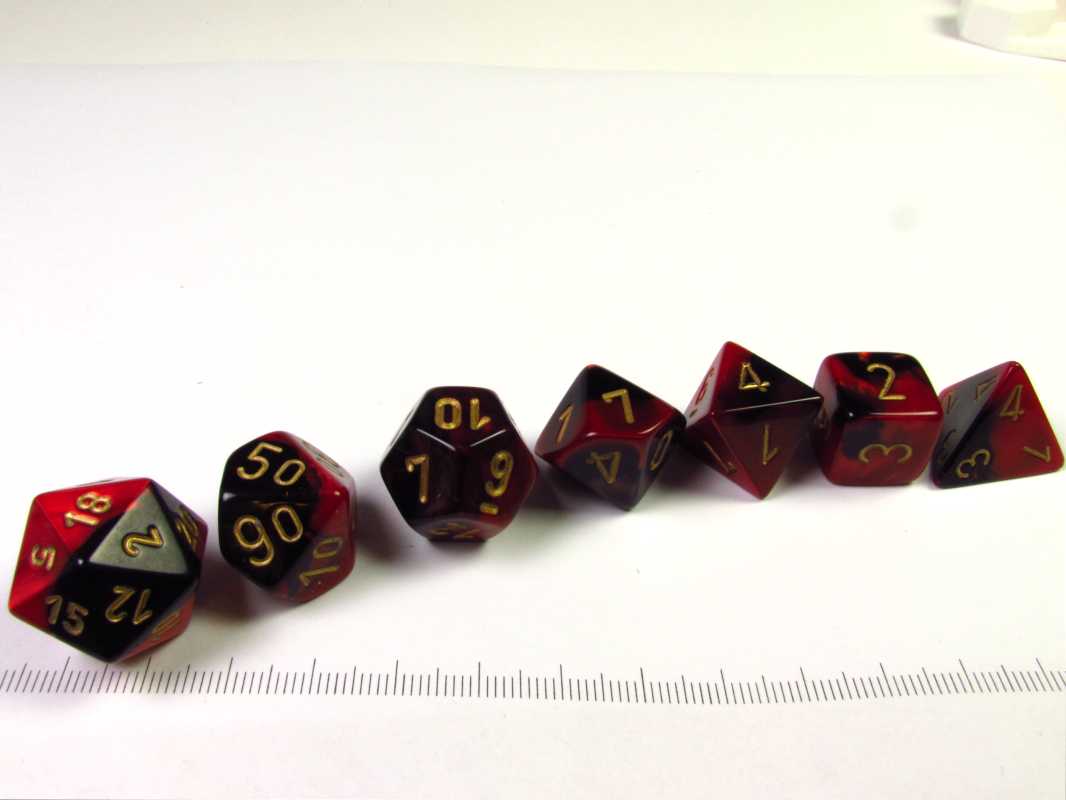 Set 7 polydice, Gemini black-red w/gold