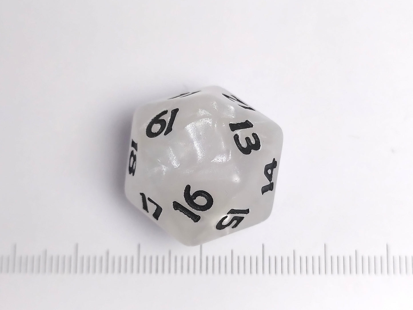 20-zijdig spindown pearl wit met zwart