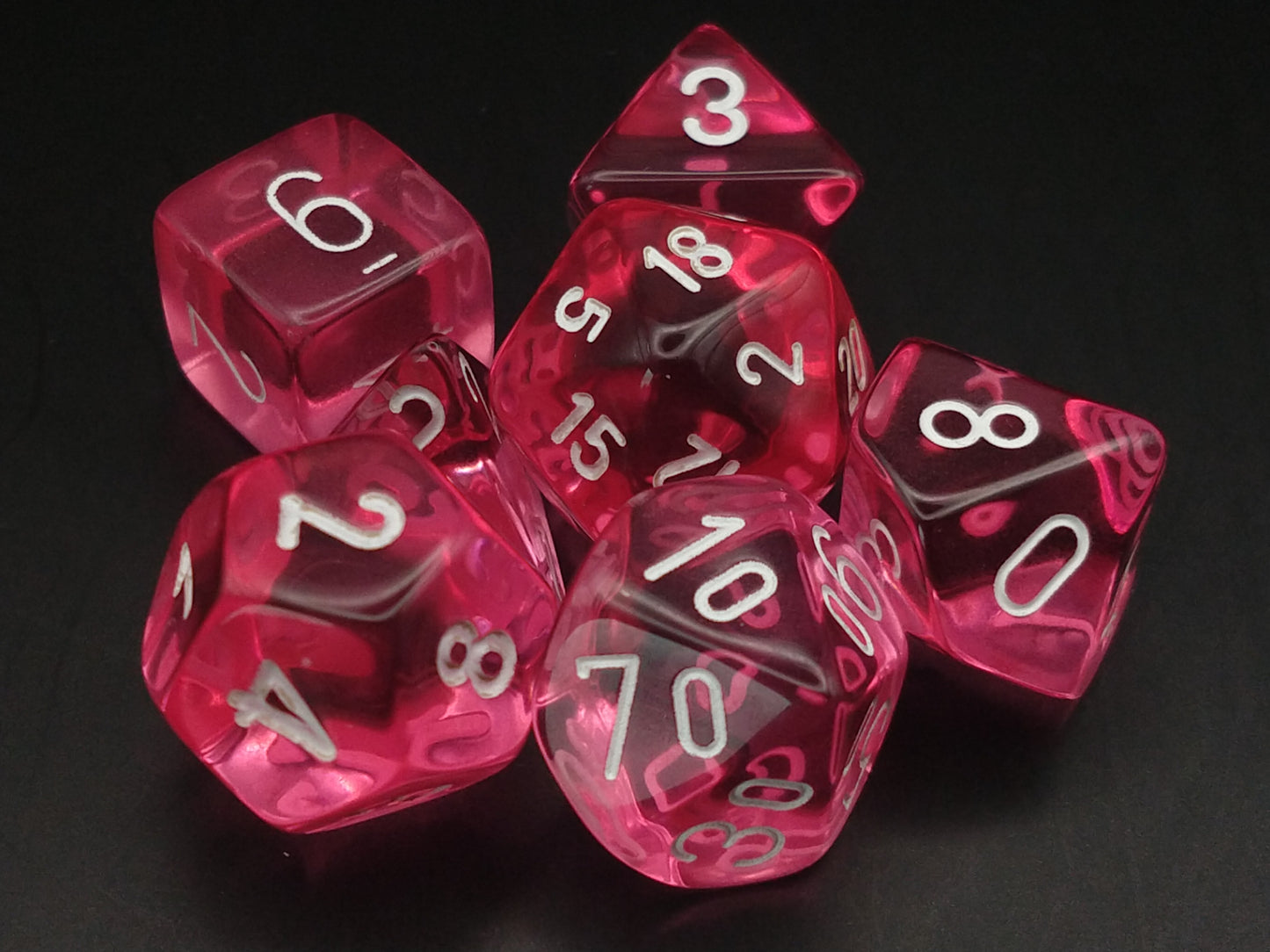 Chessex Translucent Pink w/white polydice set