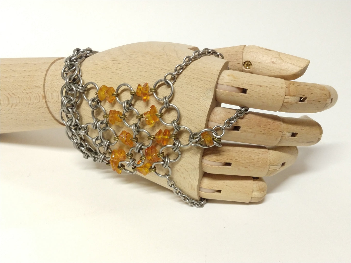 Amber Web handsieraad