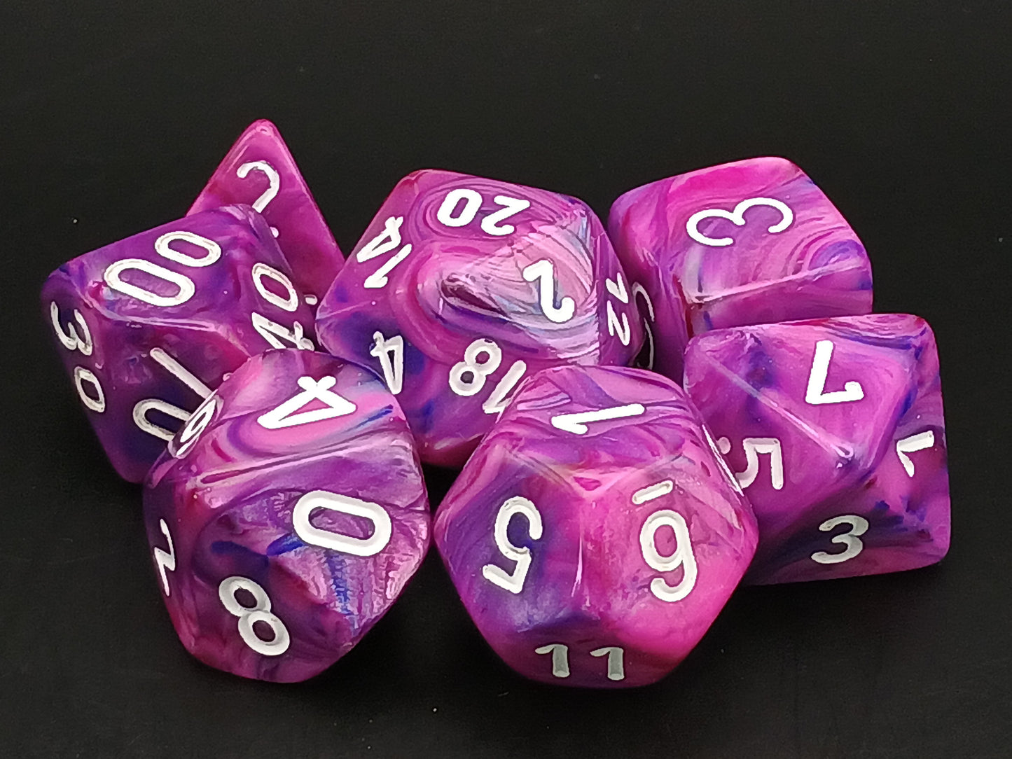 Set 7 polydice, Festive violet w/white