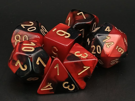 Set 7 polydice, Gemini black-red w/gold