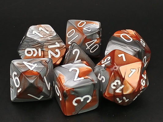 Set 7 polydice, Gemini copper-steel w/white