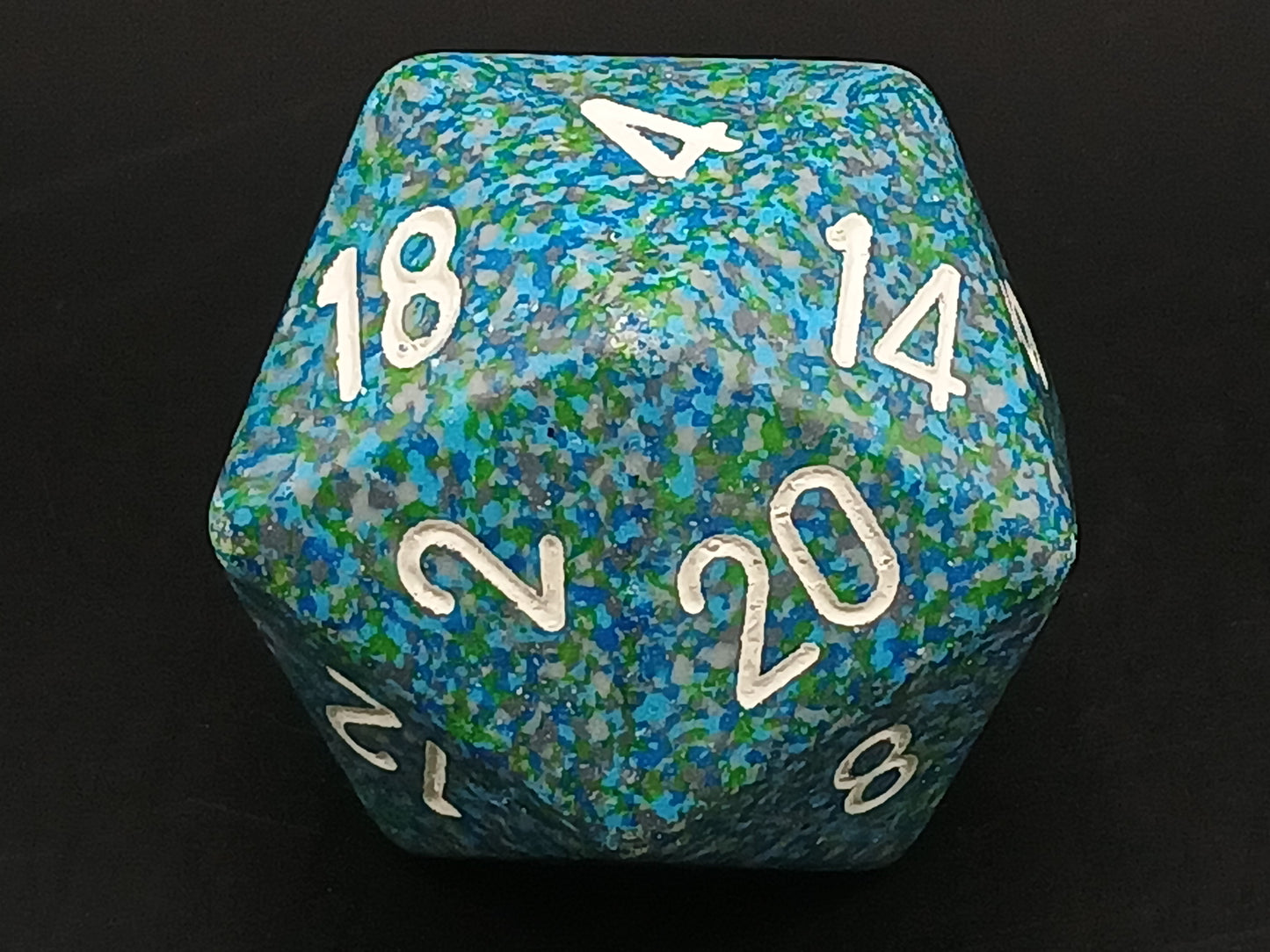 34 mm 20-sided, Speckled Sea