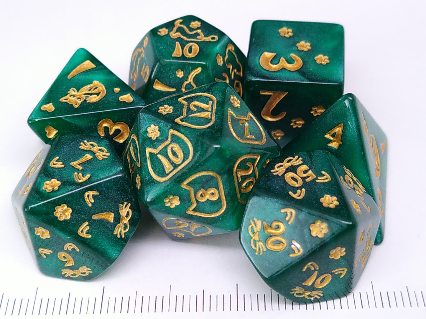 Cats polydice set - pearl green with gold