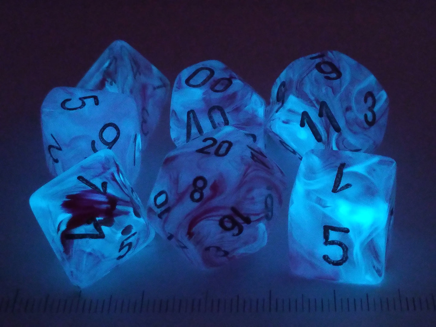 Set 7 Polydice, Ghostly Glow pink w/silver