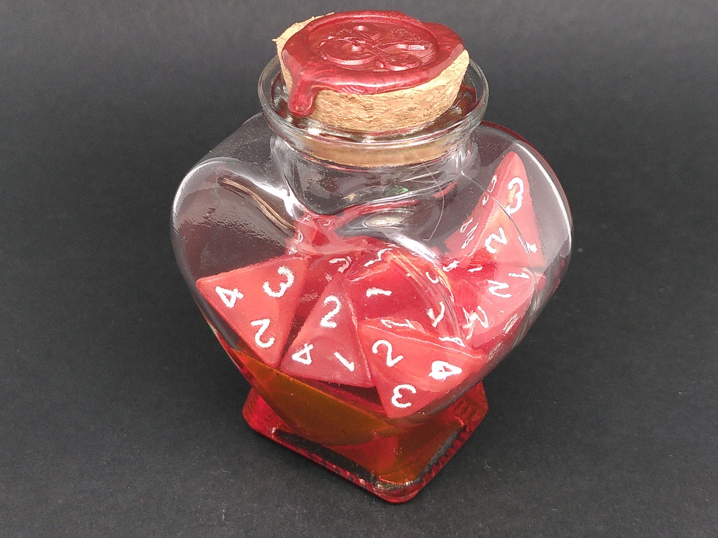 Potion of Supreme Healing (5e) - 10 d4 rood in hartvormige fles