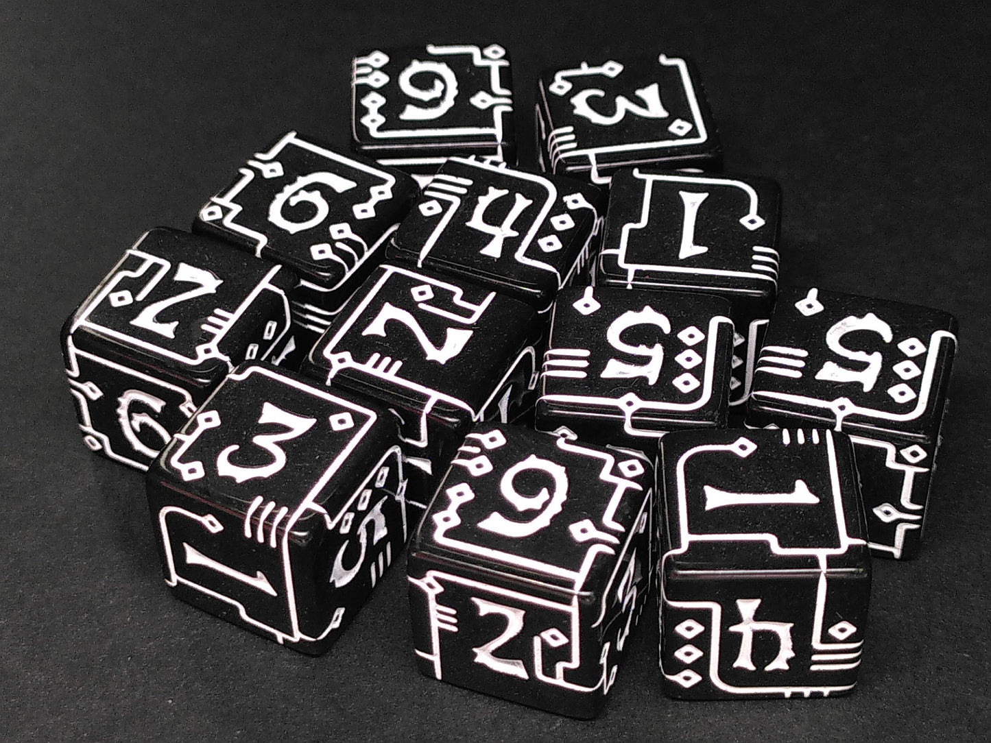 Occult Circuit 12d6 dice set
