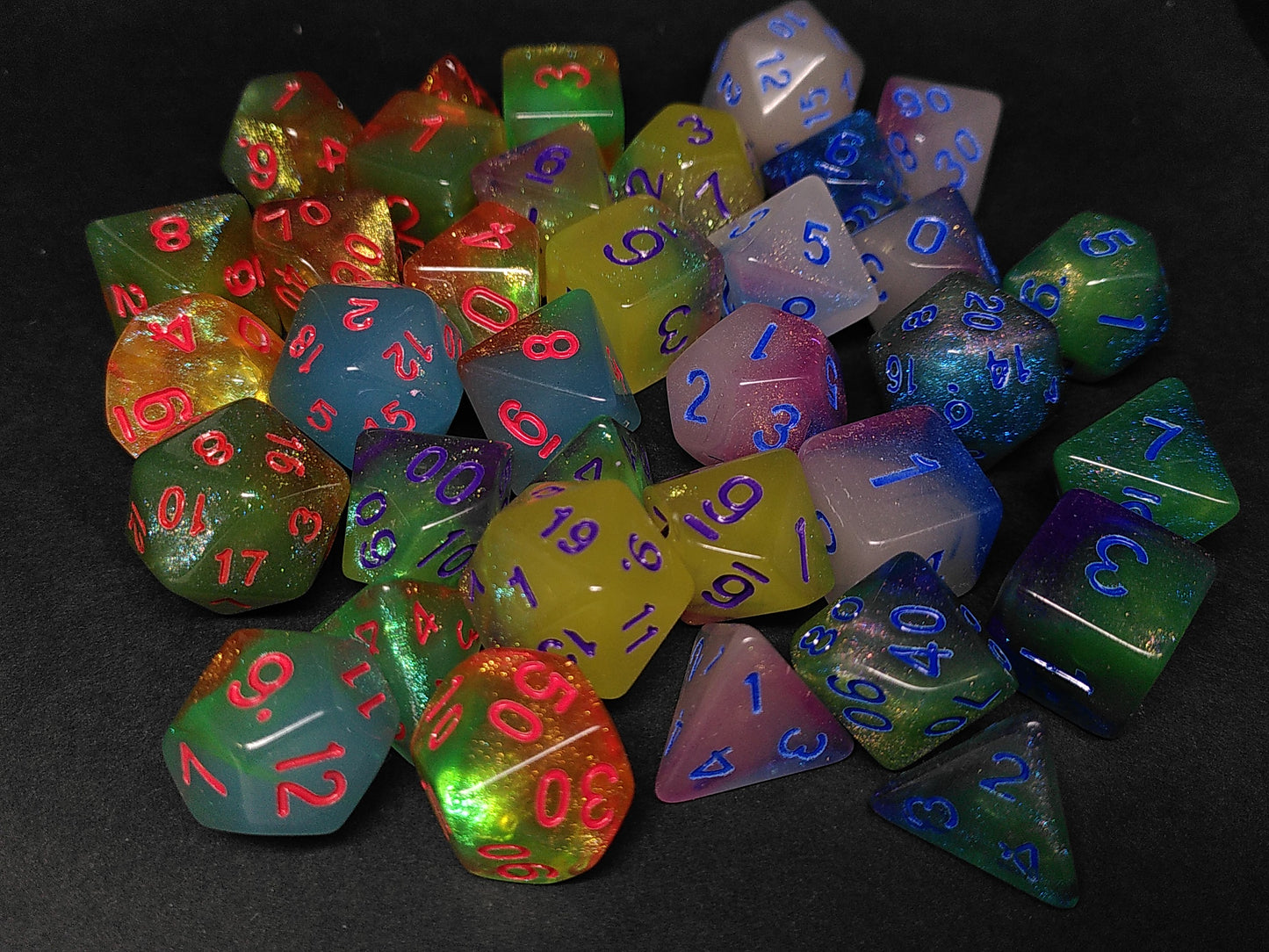Cosmic polydice sets