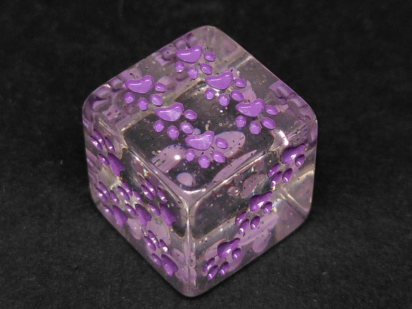 16mm 6-sided transparent glitter with purple cat paws