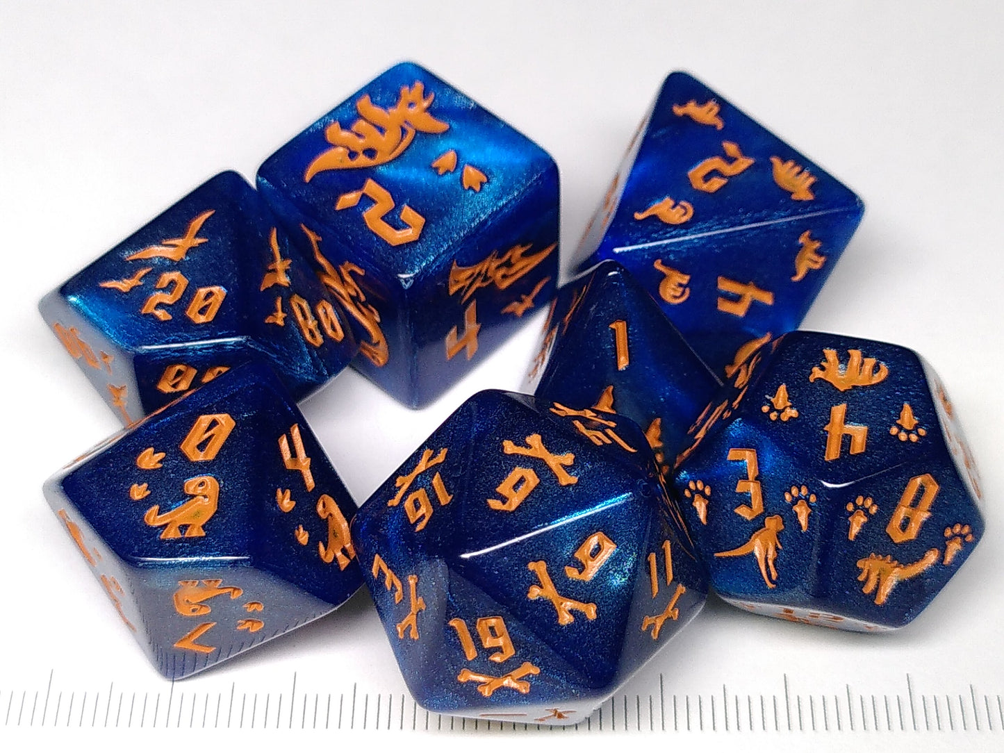 Prehistoric polydice set - Pearl blue