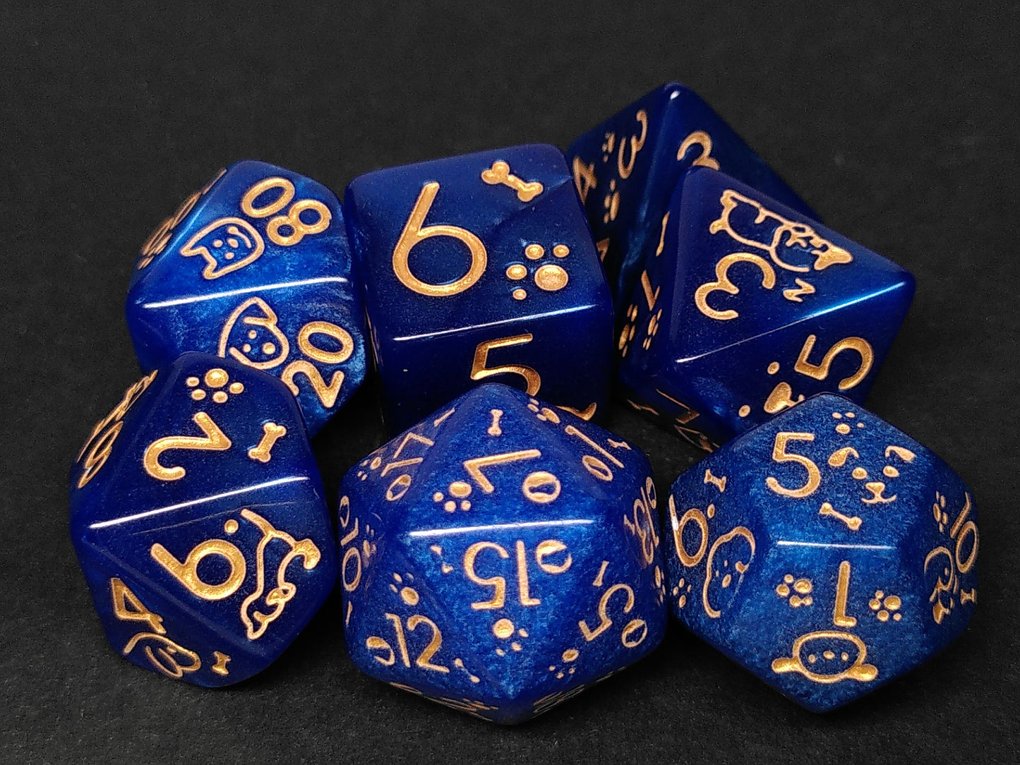 Puppy polydice set - Pearlescent blue with gold