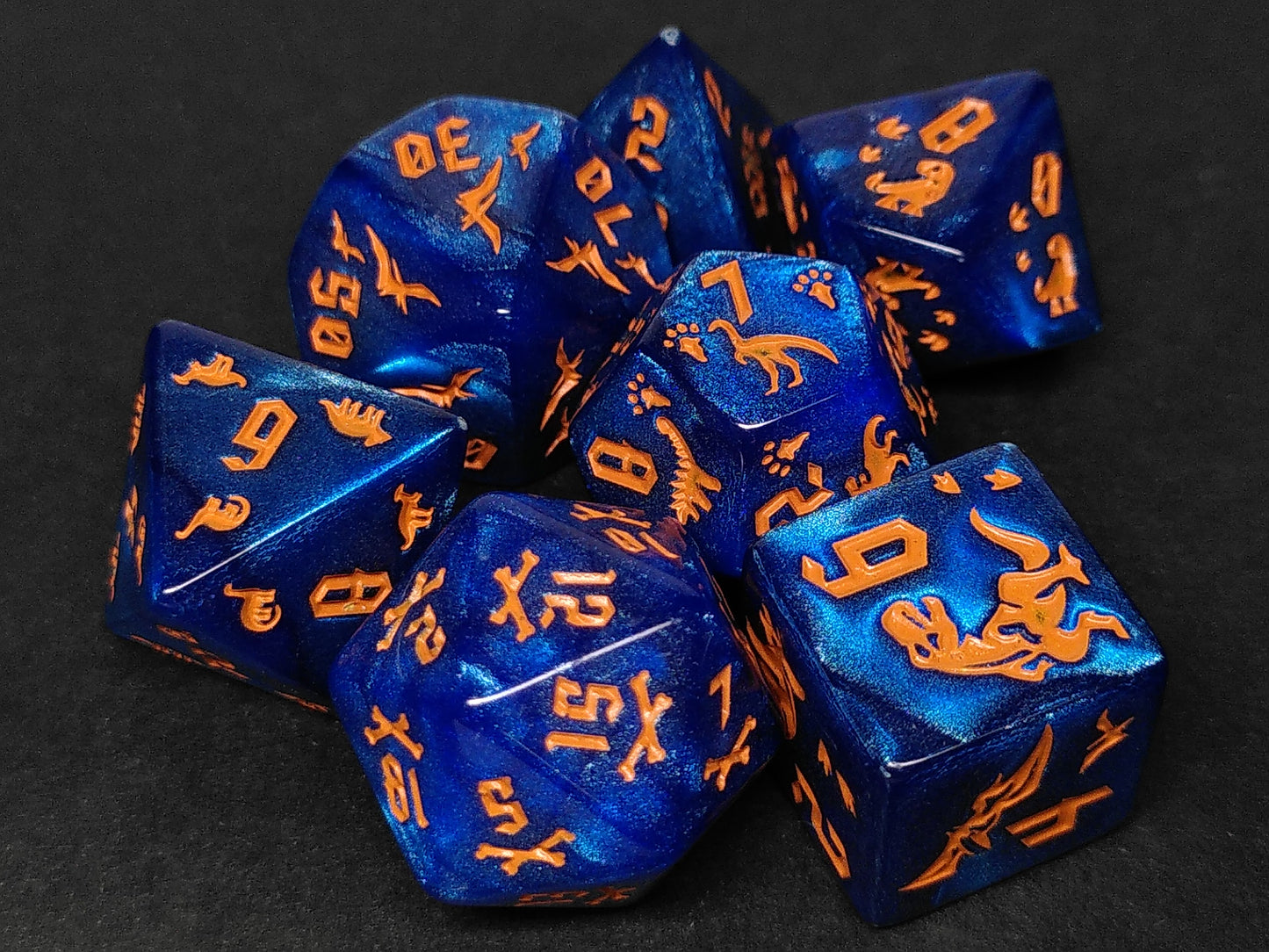 Prehistoric polydice set - Pearl blue
