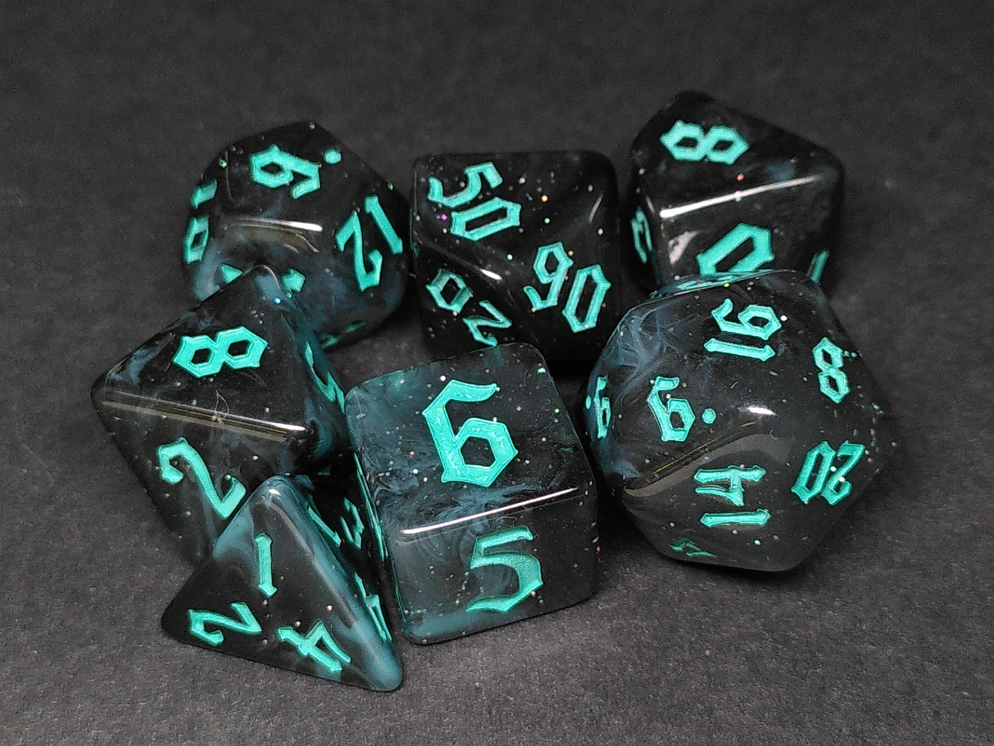 Covenant of Spirit and Darkness polydice set