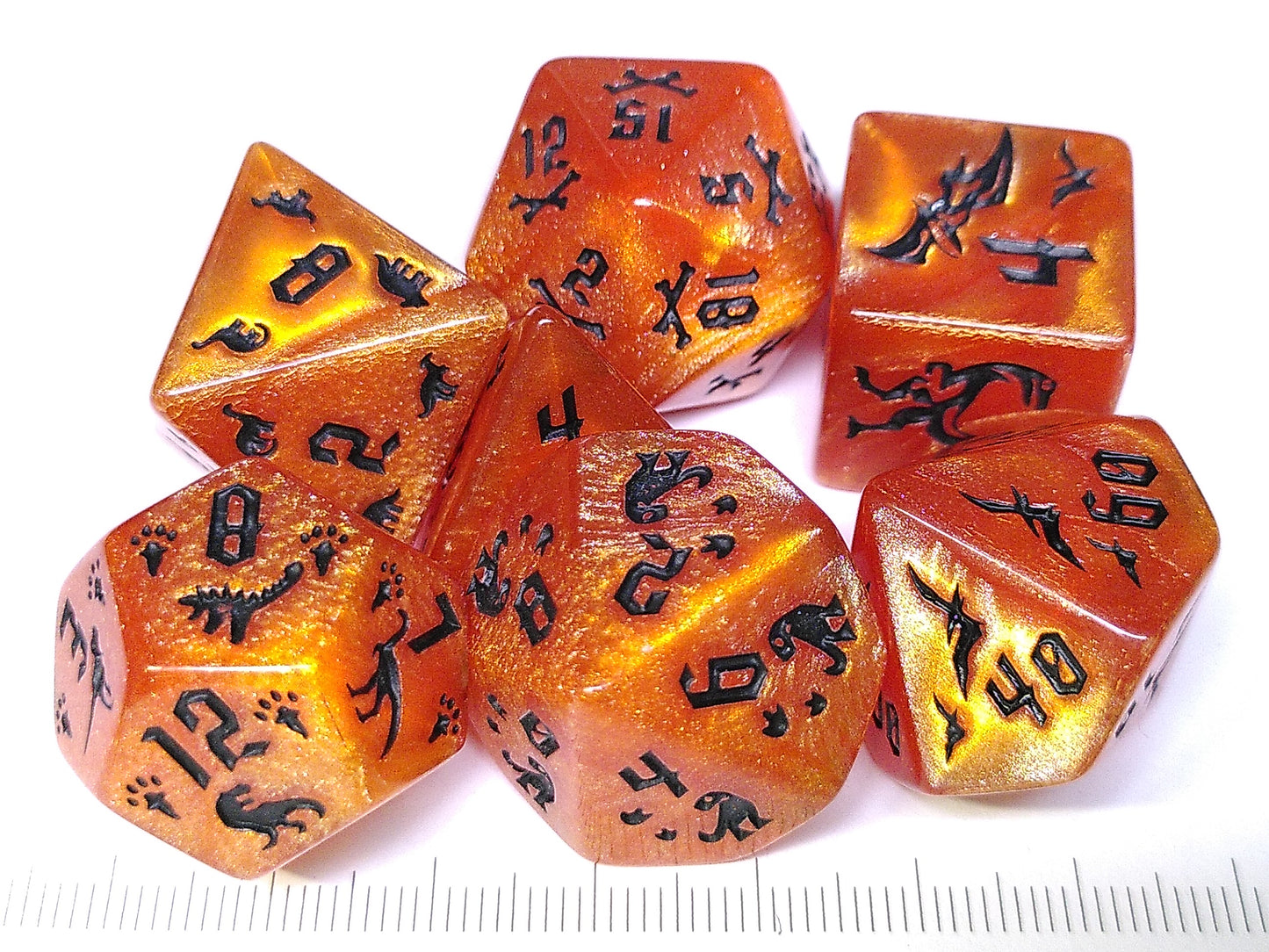 Prehistoric polydice set - Pearl orange