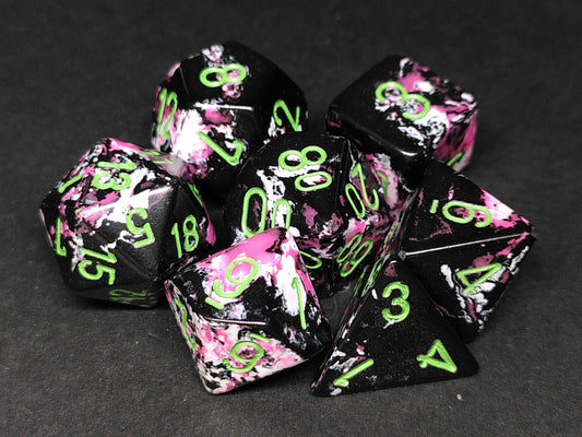 Chessex Brush Paintball w/green polydice set