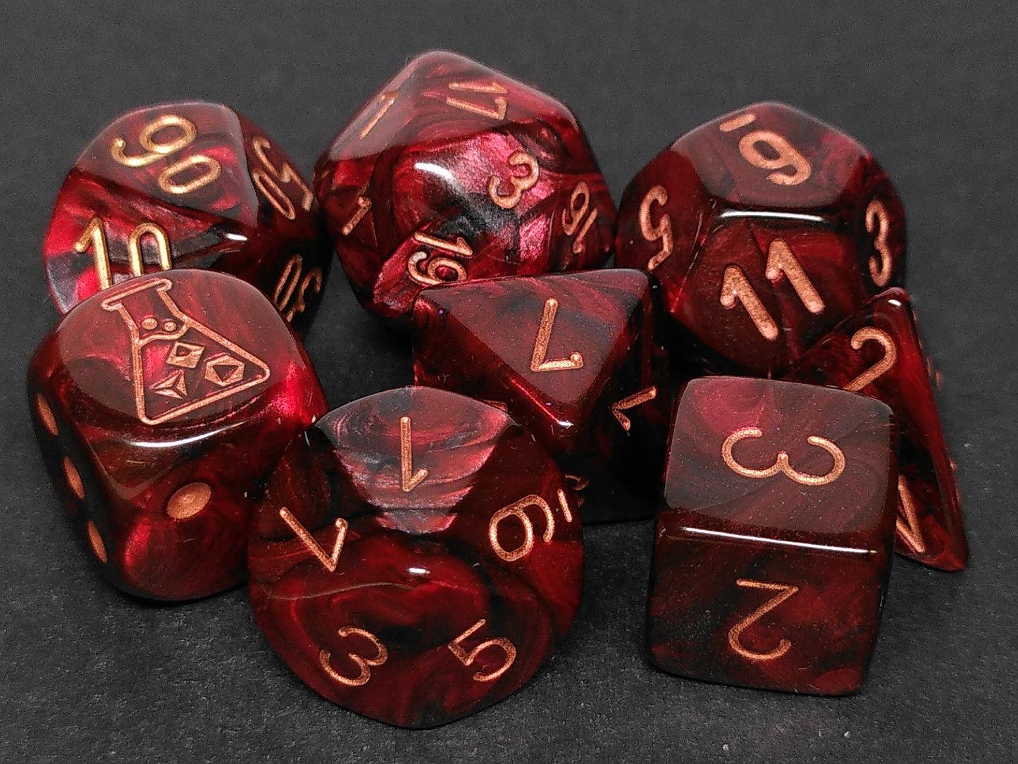 Lab polydice set - Lustrous Gothic w/copper