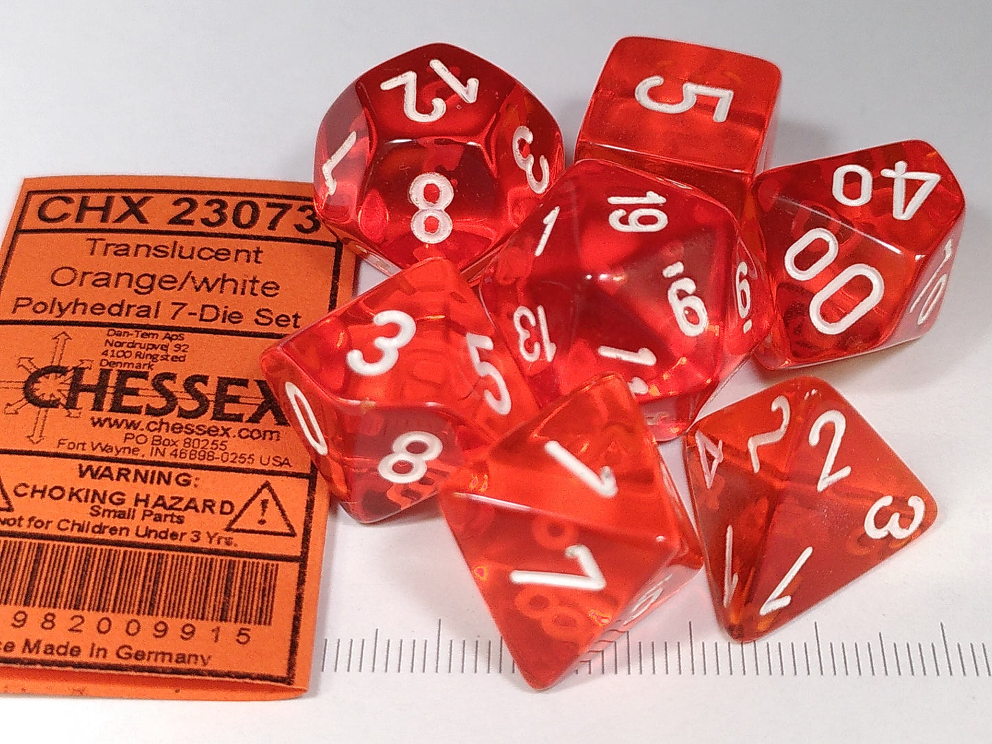 Chessex Translucent Orange w/white polydice set