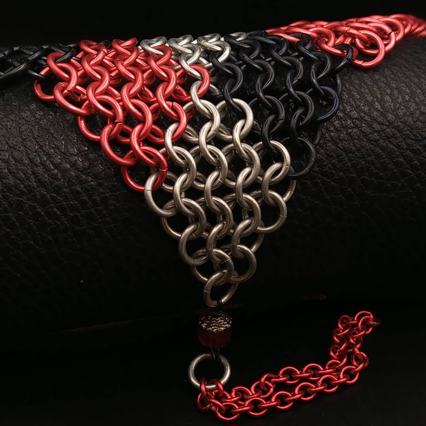 Harlequin Diamonds - handsieraad