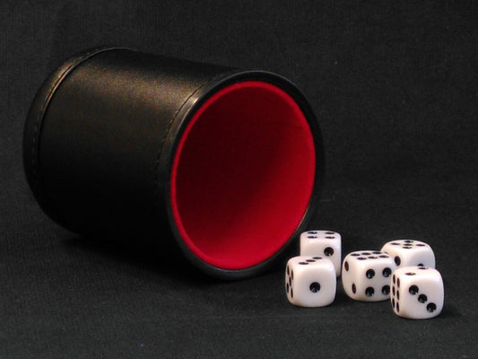 Dice cup - Zwart met rood